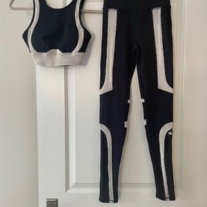 SET! Alo Yoga Womens Xs High Waist Stretchy leggings & Xs sports bra SOLD as SET